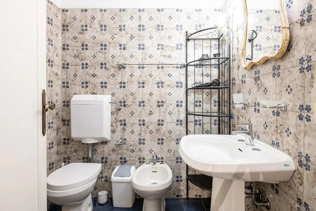 Historic Centre Elegant Suite Florence